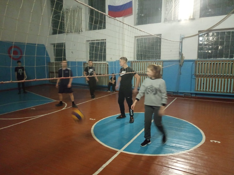 Соревнование по волейболу.